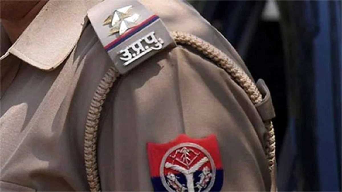 संभल में पुलिस के साथ मुठभेड़ में इनामी बदमाश गिरफ्तार संभल में पुलिस के साथ मुठभेड़ में इनामी बदमाश गिरफ्तार